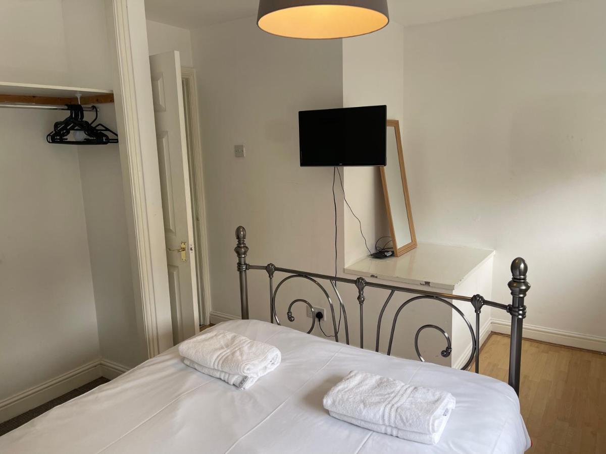 House Number 12 Sleeps Up To 4 With Smart Tvs In Every Room 惠灵顿 外观 照片
